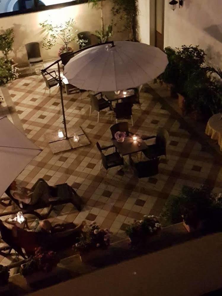 Palazzo Volta Boutique Luxury B&B Nardò Exterior foto